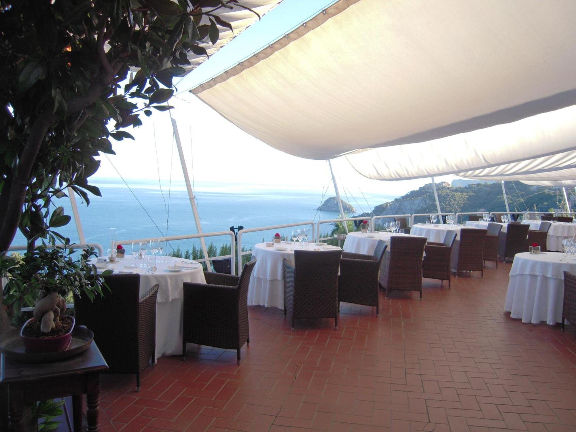 Hotel Claudio Bergeggi Εξωτερικό φωτογραφία