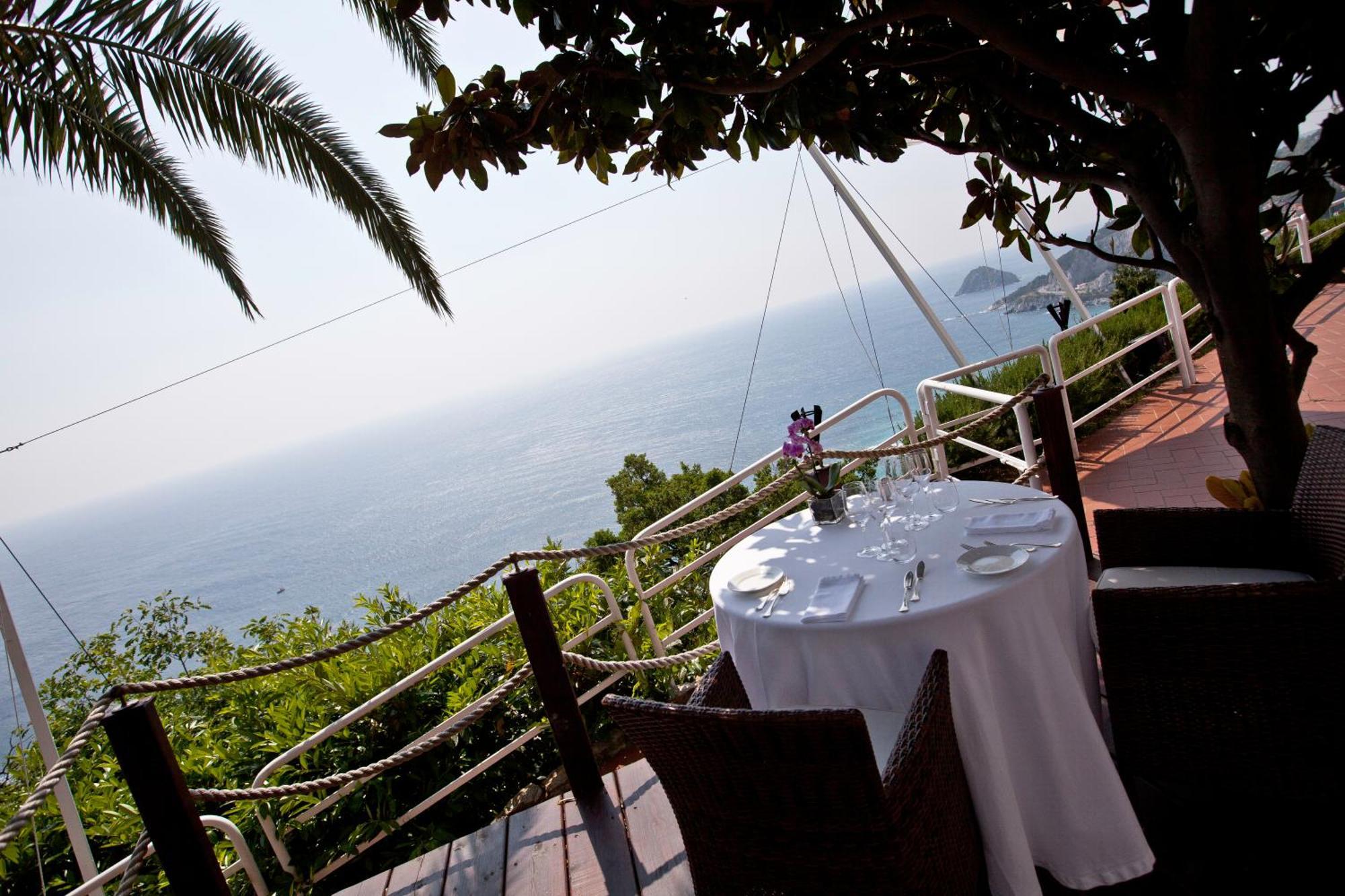 Hotel Claudio Bergeggi Εξωτερικό φωτογραφία