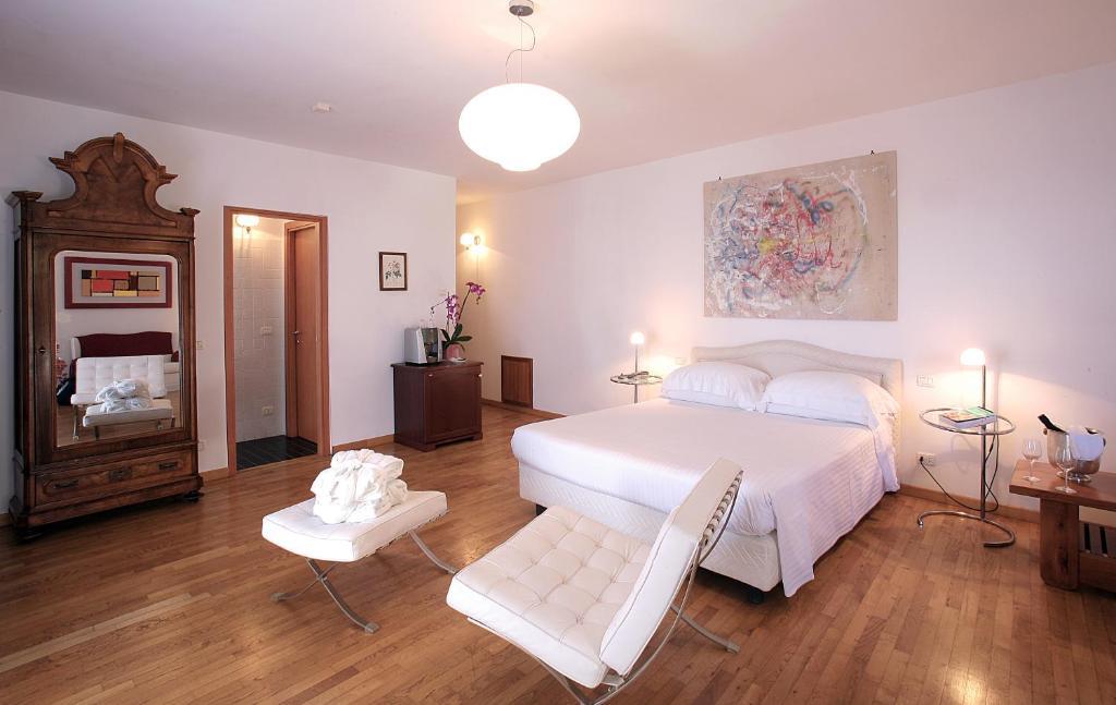 Hotel Claudio Bergeggi Δωμάτιο φωτογραφία