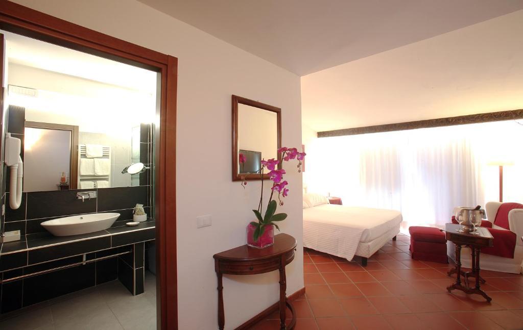 Hotel Claudio Bergeggi Δωμάτιο φωτογραφία